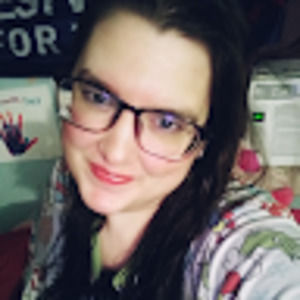 Meet your Posher, Alicia